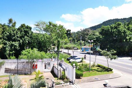 Vista Quarto 2 de apartamento para alugar com 3 quartos, 55m² em Vargem Pequena, Rio de Janeiro