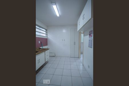 Cozinha de apartamento à venda com 2 quartos, 70m² em Jardim Íris, São Paulo