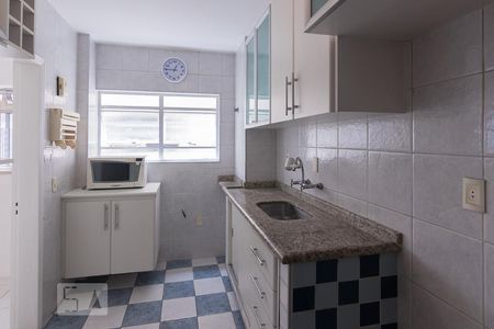 Cozinha de apartamento para alugar com 2 quartos, 84m² em Lapa, São Paulo