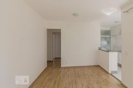 Sala de apartamento para alugar com 3 quartos, 70m² em Vila Eldízia, Santo André