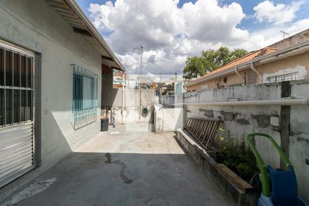 Vista da Sala e Cozinha de casa para alugar com 1 quarto, 40m² em Vila Natália, São Paulo