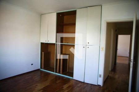 Quarto 1  de casa para alugar com 3 quartos, 400m² em Nova Petrópolis, São Bernardo do Campo