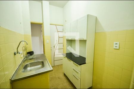 Apartamento à venda com 60m², 2 quartos e sem vaga Apartamento à venda com 60m², 2 quartos e sem vagaCozinha