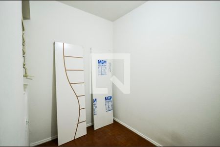 Apartamento à venda com 60m², 2 quartos e sem vaga Apartamento à venda com 60m², 2 quartos e sem vagaQuarto de Serviço