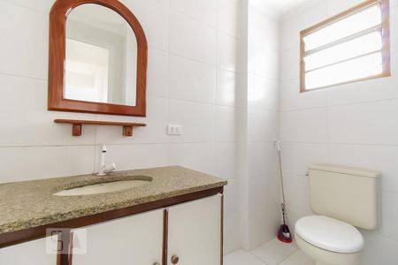Banheiro de apartamento à venda com 2 quartos, 60m² em Jardim Aeroporto, São Paulo