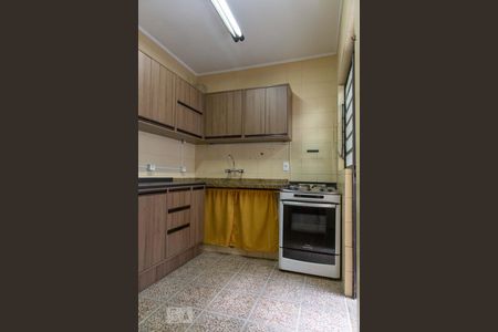 Cozinha de apartamento à venda com 2 quartos, 65m² em São João, Porto Alegre