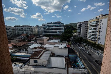 Vista Sala de kitnet/studio à venda com 1 quarto, 28m² em Freguesia (jacarepaguá), Rio de Janeiro