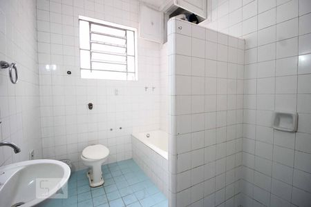 Banheiro Social de casa à venda com 3 quartos, 140m² em São Bento, Belo Horizonte