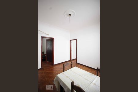 Sala de casa à venda com 3 quartos, 140m² em São Bento, Belo Horizonte