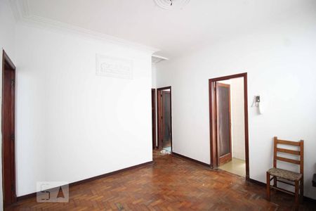 Sala de casa à venda com 3 quartos, 140m² em São Bento, Belo Horizonte