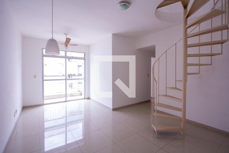 Sala de apartamento para alugar com 3 quartos, 120m² em Ingá, Niterói