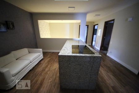 Sala  de casa para alugar com 4 quartos, 200m² em Chácara Santo Antônio (zona Sul), São Paulo