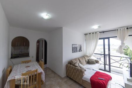 Sala de apartamento para alugar com 2 quartos, 60m² em Quinta da Paineira, São Paulo