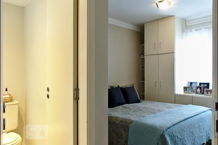 Suite de apartamento para alugar com 2 quartos, 56m² em Vila Olímpia, São Paulo