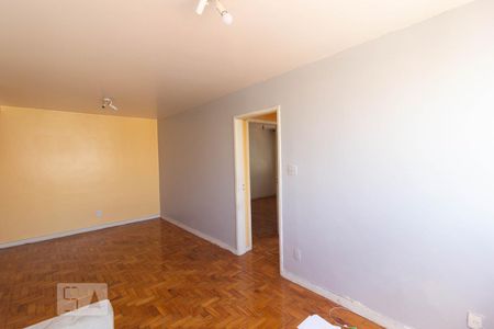 Sala de apartamento para alugar com 2 quartos, 70m² em Sumarezinho, São Paulo