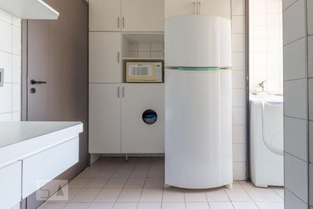 Cozinha de apartamento para alugar com 2 quartos, 55m² em Vila Paulista, São Paulo