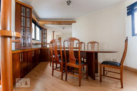 Sala de apartamento para alugar com 3 quartos, 140m² em Vila Regente Feijó, São Paulo