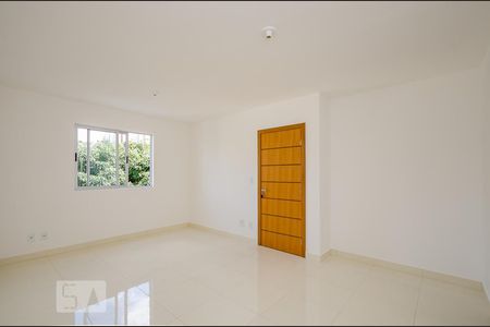 Sala de apartamento para alugar com 3 quartos, 72m² em Salgado Filho, Belo Horizonte