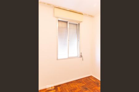 Quarto de apartamento para alugar com 1 quarto, 45m² em Jardim Floresta, Porto Alegre