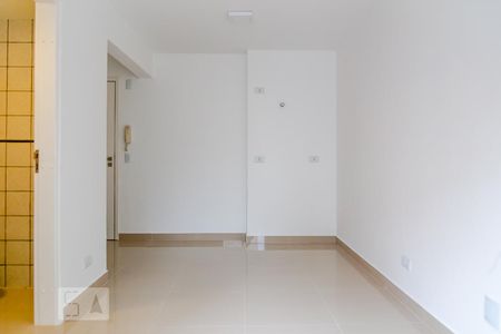 Sala/Quarto de kitnet/studio para alugar com 1 quarto, 20m² em Centro, Curitiba