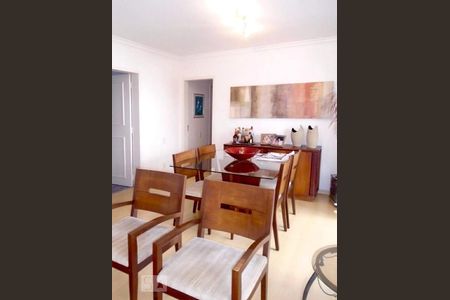 Apartamento à venda com 126m², 4 quartos e 2 vagasSala