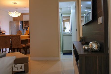 Detalhe Sala de apartamento para alugar com 2 quartos, 51m² em Jardim Monte Alegre, Taboão da Serra