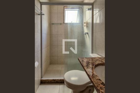 Apartamento à venda com 76m², 2 quartos e 2 vagas Apartamento à venda com 76m², 2 quartos e 2 vagasBanheiro da Suíte