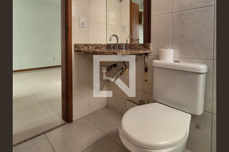 Apartamento à venda com 76m², 2 quartos e 2 vagas Apartamento à venda com 76m², 2 quartos e 2 vagasBanheiro