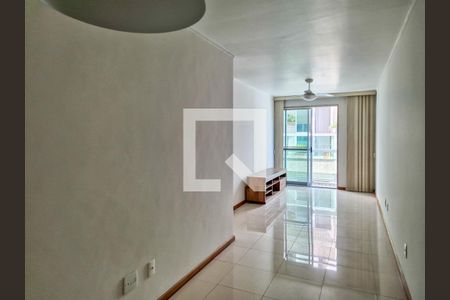 Sala de apartamento para alugar com 2 quartos, 76m² em Recreio dos Bandeirantes, Rio de Janeiro