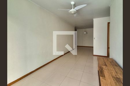 Sala de apartamento para alugar com 2 quartos, 76m² em Recreio dos Bandeirantes, Rio de Janeiro
