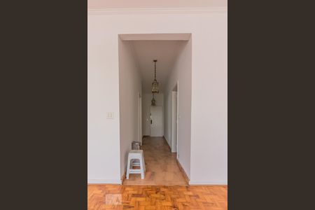 Corredor 1 de apartamento à venda com 3 quartos, 203m² em Bela Vista, São Paulo