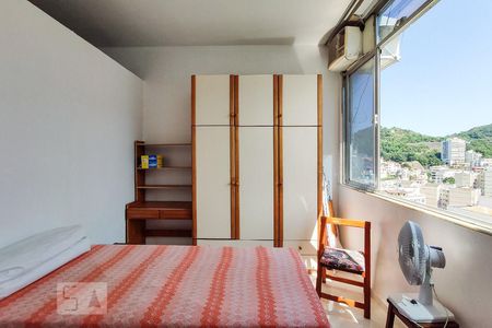Quarto de apartamento à venda com 1 quarto, 26m² em Laranjeiras, Rio de Janeiro