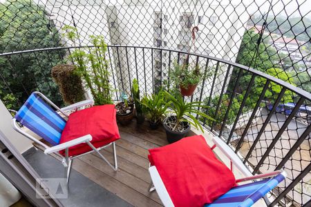 Varanda de apartamento para alugar com 3 quartos, 96m² em Alto de Pinheiros, São Paulo