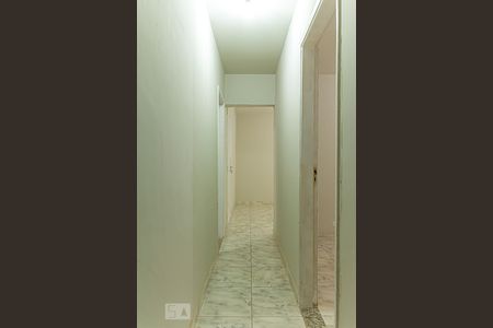 Corredor de apartamento para alugar com 1 quarto, 45m² em Jardim Patente Novo, São Paulo