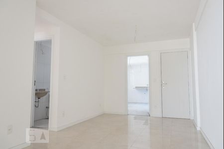 Sala  de apartamento para alugar com 2 quartos, 85m² em Maracanã, Rio de Janeiro