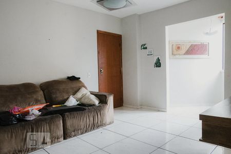 Apartamento à venda com 3 quartos, 75m² em Planalto, Belo Horizonte