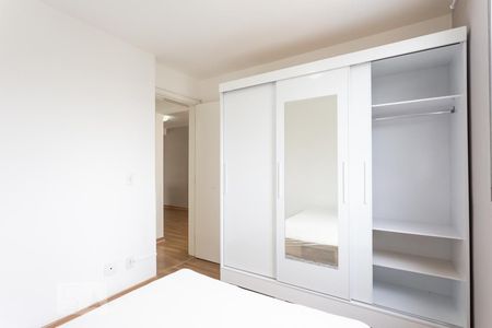 Quarto 1 - Armários de apartamento para alugar com 2 quartos, 43m² em Jardim Nova Europa, Campinas