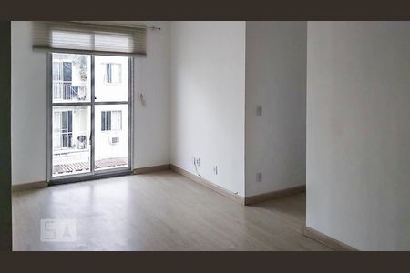 Sala de apartamento para alugar com 3 quartos, 52m² em Vicente de Carvalho, Rio de Janeiro