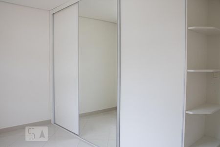 Quarto 1 de apartamento para alugar com 2 quartos, 85m² em Botafogo, Rio de Janeiro