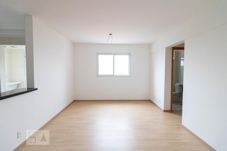 Sala de apartamento para alugar com 2 quartos, 70m² em Jardim Sílvia, Santo André