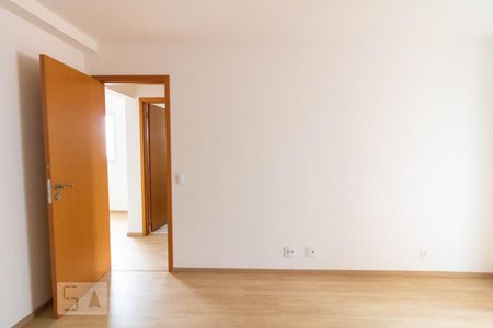 Suite  de apartamento para alugar com 2 quartos, 70m² em Jardim Sílvia, Santo André