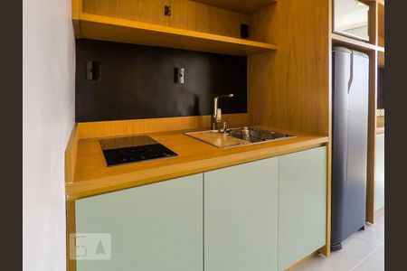 Cozinha de apartamento para alugar com 1 quarto, 39m² em Liberdade, São Paulo