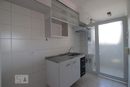 Cozinha de apartamento para alugar com 3 quartos, 63m² em Jardim Iris, São Paulo