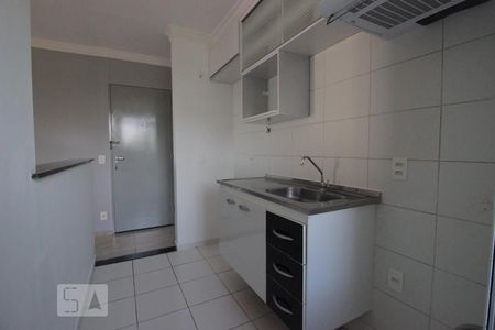 Cozinha de apartamento para alugar com 3 quartos, 63m² em Jardim Iris, São Paulo