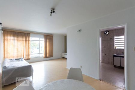 Sala de casa à venda com 3 quartos, 200m² em Indianópolis, São Paulo