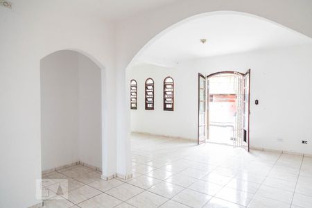 Sala de apartamento para alugar com 2 quartos, 130m² em Jardim Mimar, São Paulo