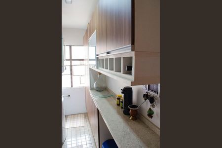 Cozinha  de apartamento para alugar com 3 quartos, 78m² em Sarandi, Porto Alegre