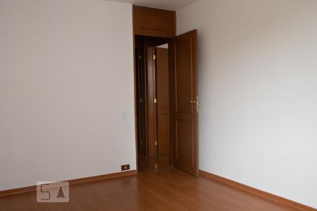 Quarto 1 de apartamento para alugar com 2 quartos, 95m² em Flamengo, Rio de Janeiro