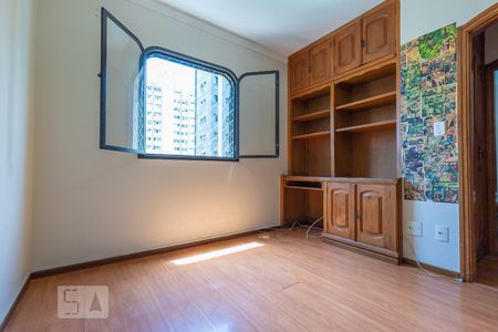 Quarto 1 de apartamento para alugar com 3 quartos, 105m² em Cambuí, Campinas