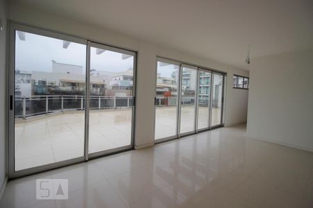 Sala de apartamento à venda com 2 quartos, 180m² em Recreio dos Bandeirantes, Rio de Janeiro